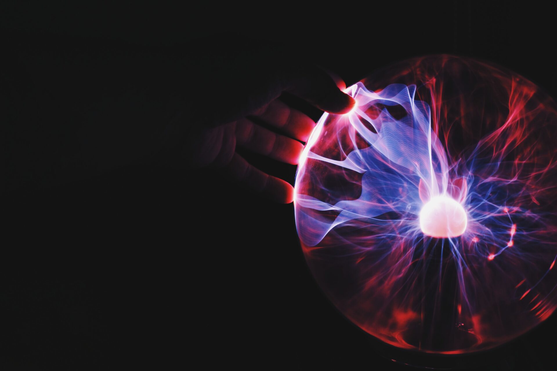 LUXXFOLIO Achieves Milestone with Agreement to acquire Crypto Mining Company