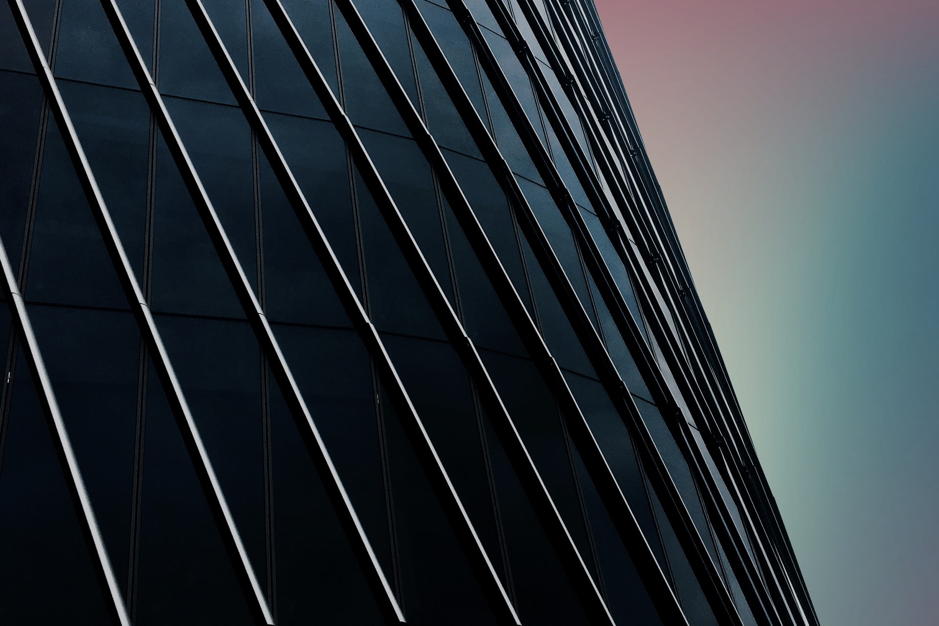 LUXXFOLIO Announces Purchase Order and Financing of Immersion-Cooling System